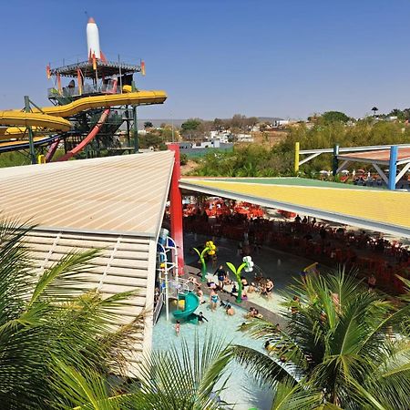 Piazza Diroma Hotel - Acqua Park E Splash Caldas Novas Kültér fotó