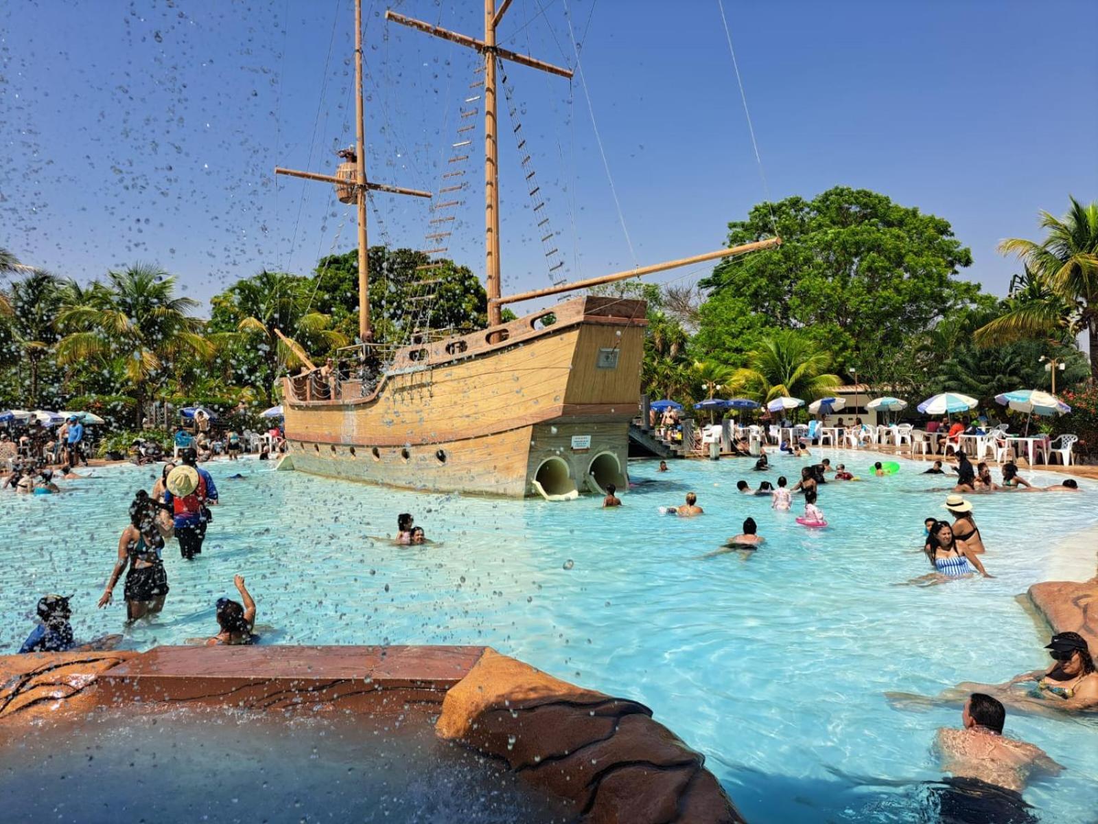 Piazza Diroma Hotel - Acqua Park E Splash Caldas Novas Kültér fotó